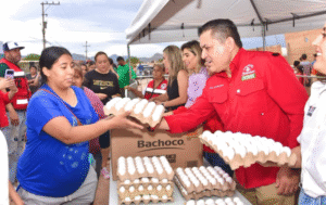 Alex Domínguez destaca que el apoyo a las familias fortalece la comunidad y el desarrollo de Chihuahua
